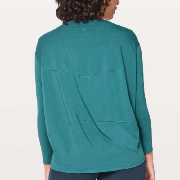 Lululemon Athletica Desert Teal Long Sleeve Top - Picture 2 of 6